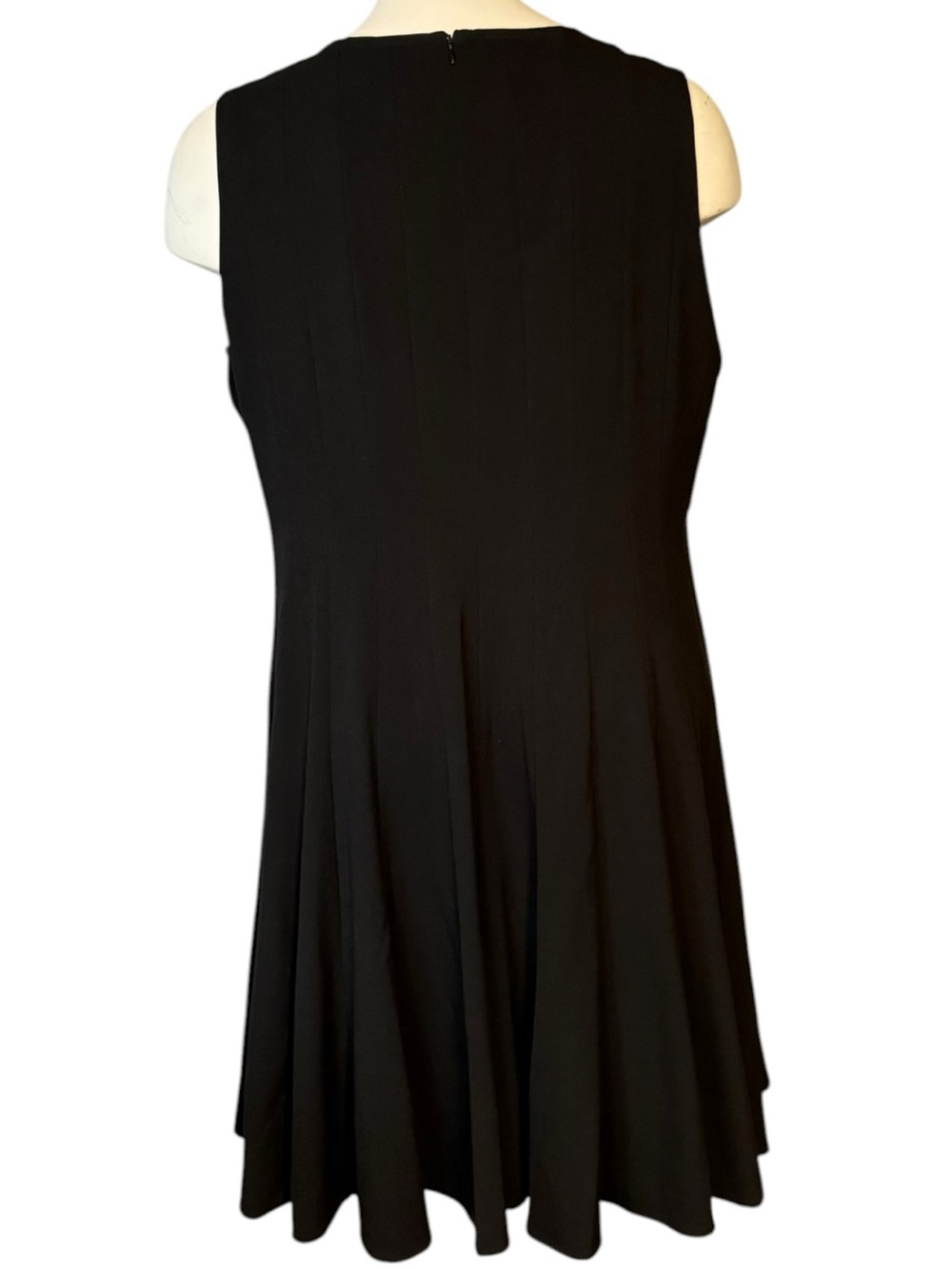 Calvin Klein Black Sleeveless Fit-and-Flare Midi Dress - Picture 5 of 10